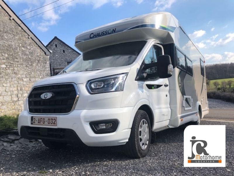 motorhome-chausson-en-location-5-personnes