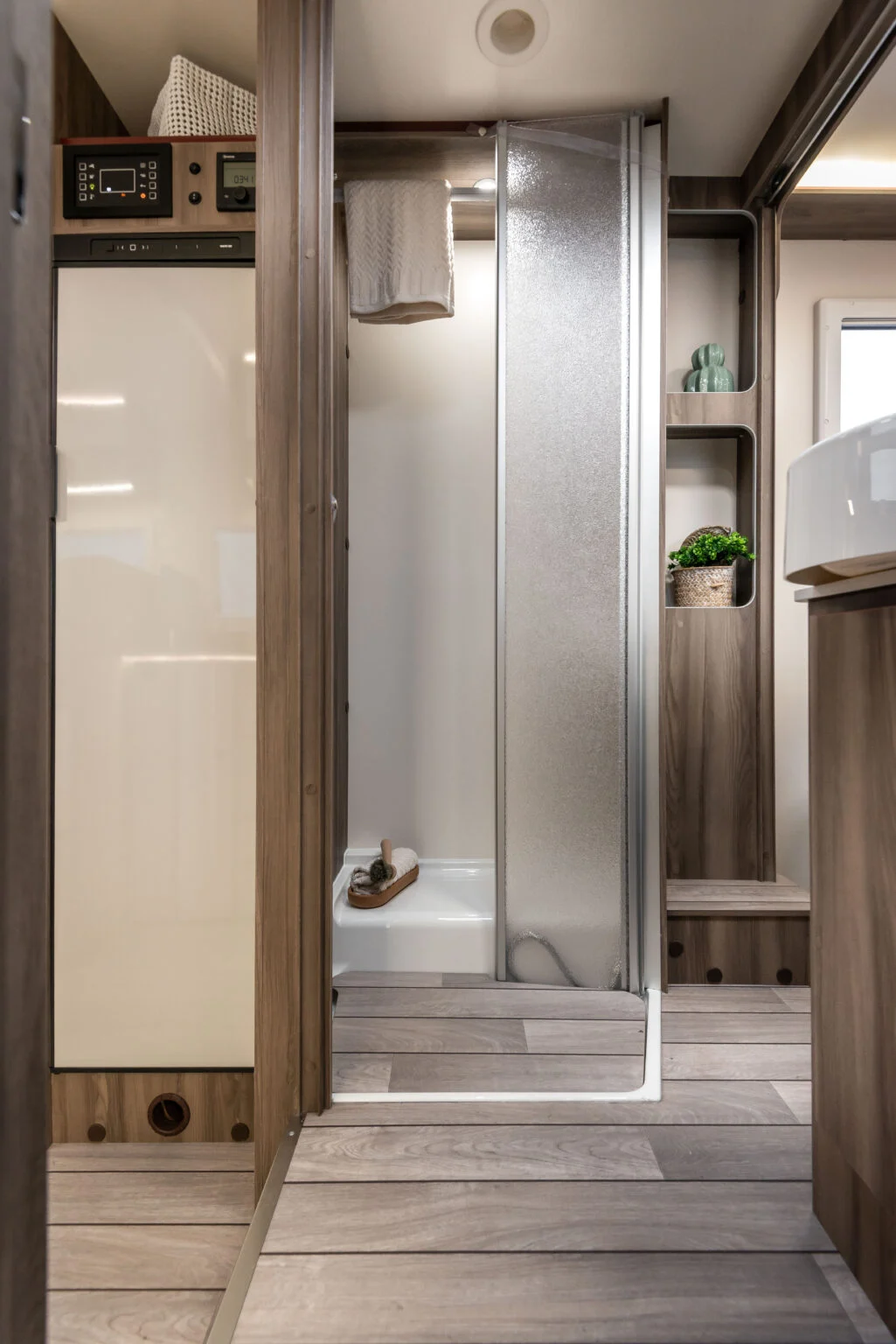 RT-Kronos-266-Spring-077-1025x1536